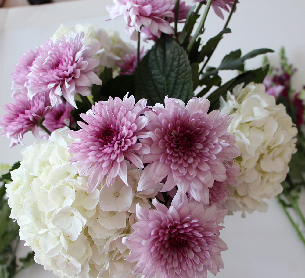 DIY Mother's Day Floral Arrangement 29Secrets